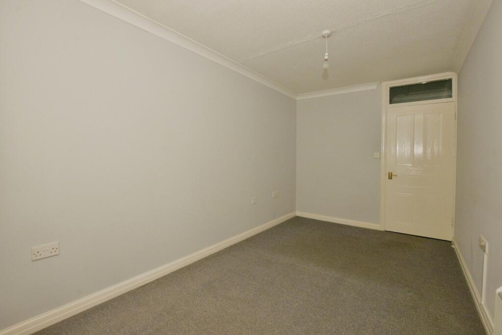 Apartment in Tonbridge - View 4