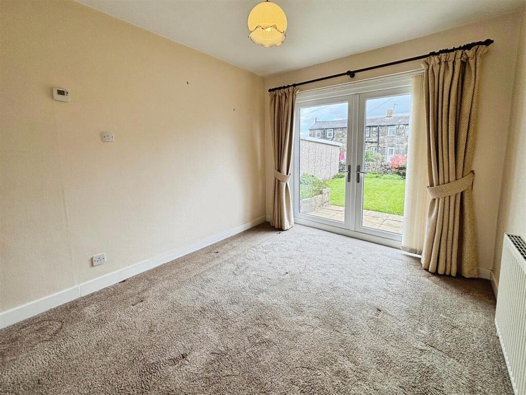 Additional image 5 of Poplar Road, Bradford, BD7 4JB