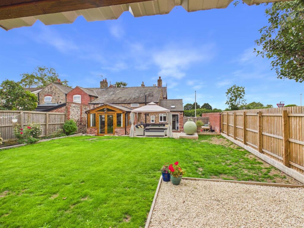 House in Shrewsbury, Llandysilio - View 2