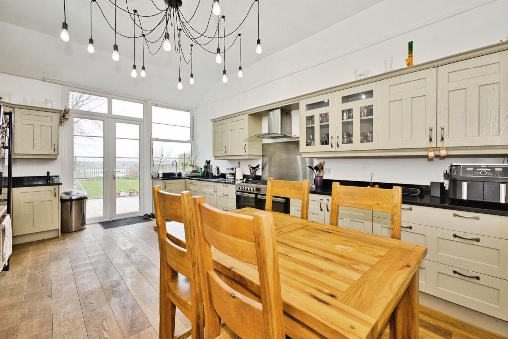 Additional image 3 of Hendford Hill, Yeovil