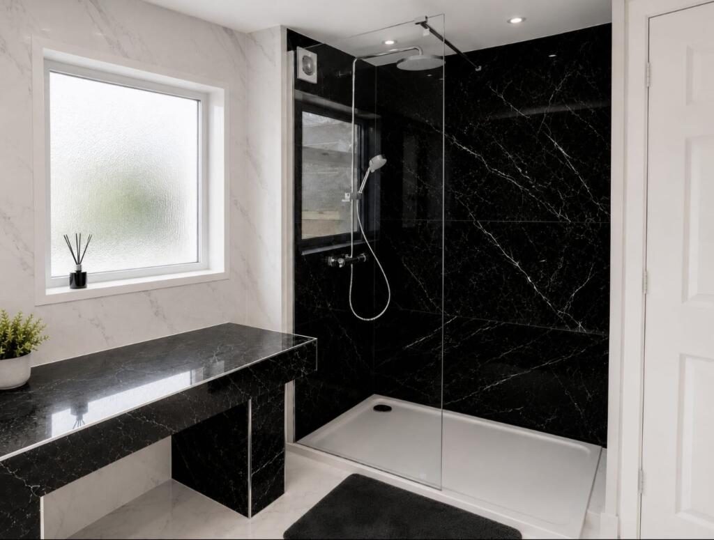 House in Sefton, Liverpool City Region - View 4