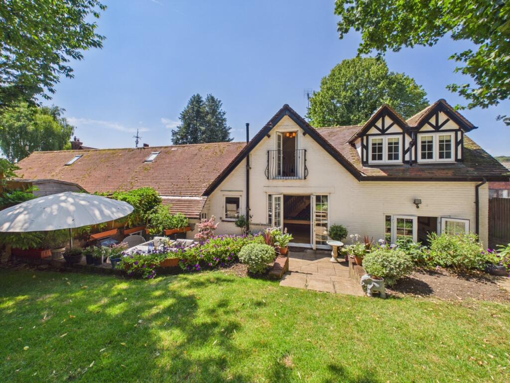 Main image of property: London Road, Loudwater, Buckinghamshire, HP10