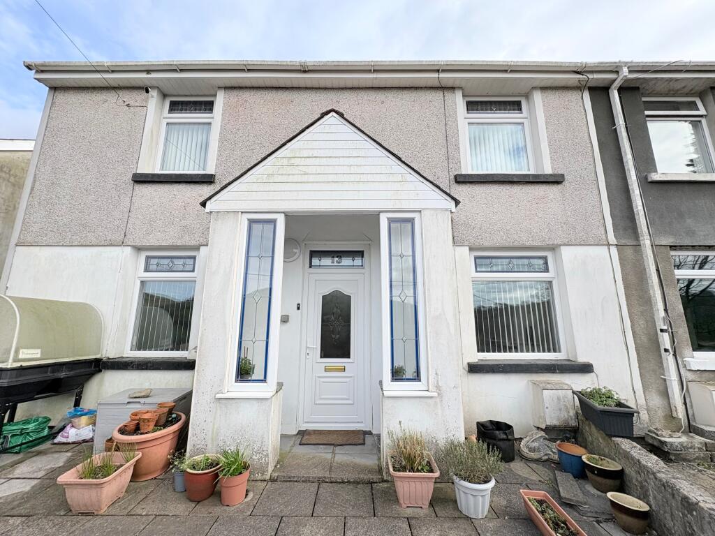 Main image of property: Heol Llwynffynon, Llangeinor, Bridgend