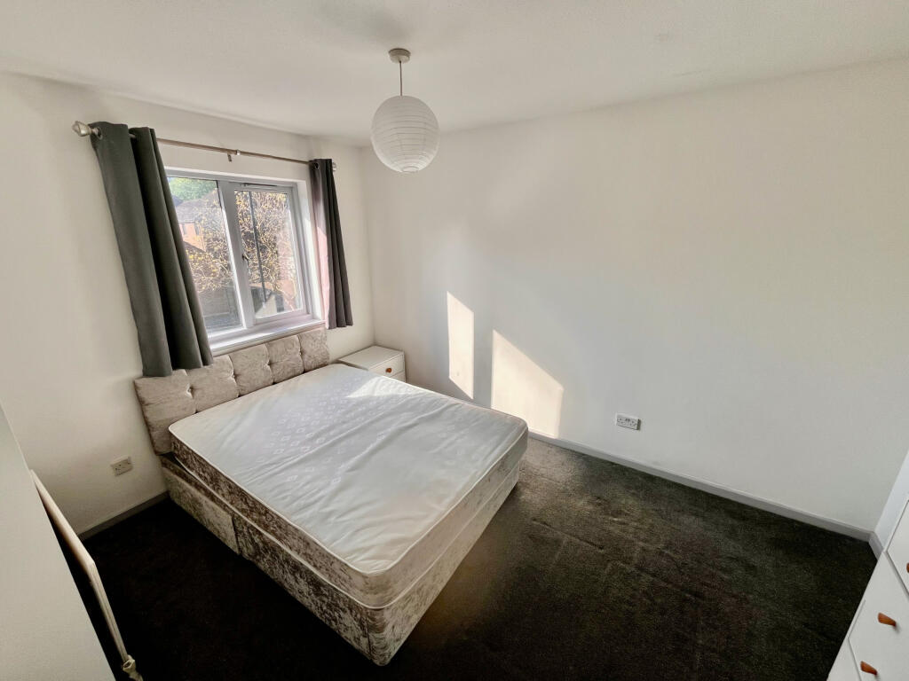 2 bedroom terraced house for rent