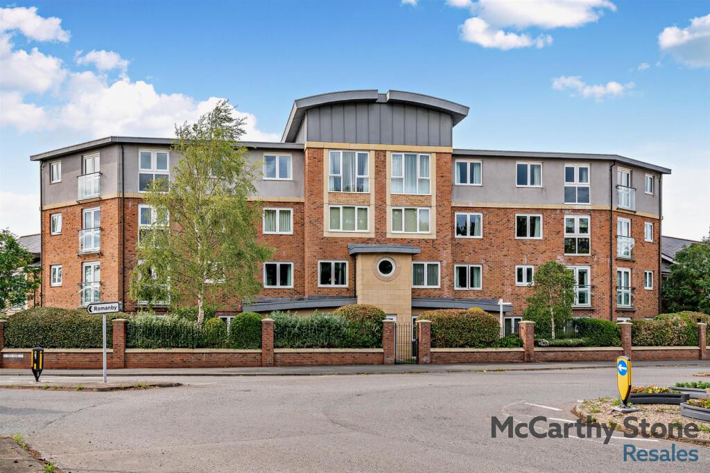 1-bed flat on Malpas Court, Malpas Road, Northallerton, £92,000