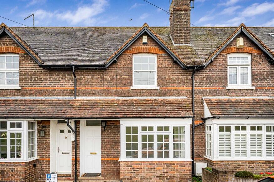 Main image of property: Queens Road, Harpenden, AL5