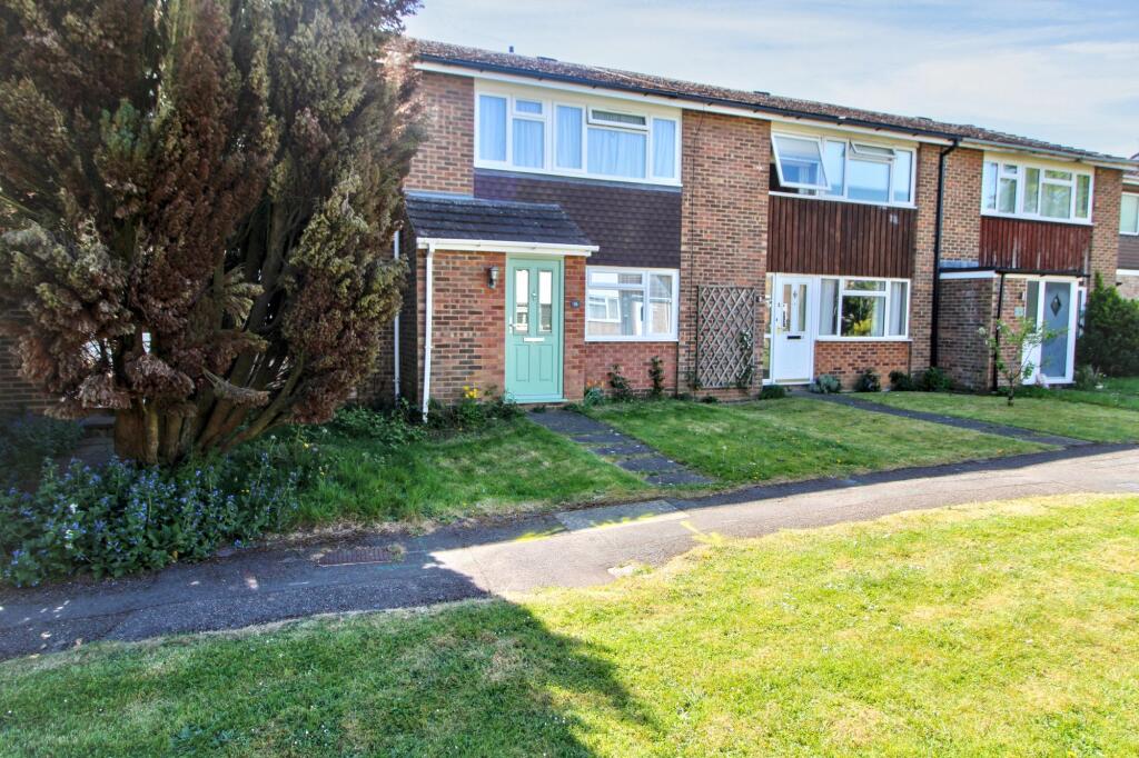 Main image of property: Pine Walk, Hazlemere, HP15