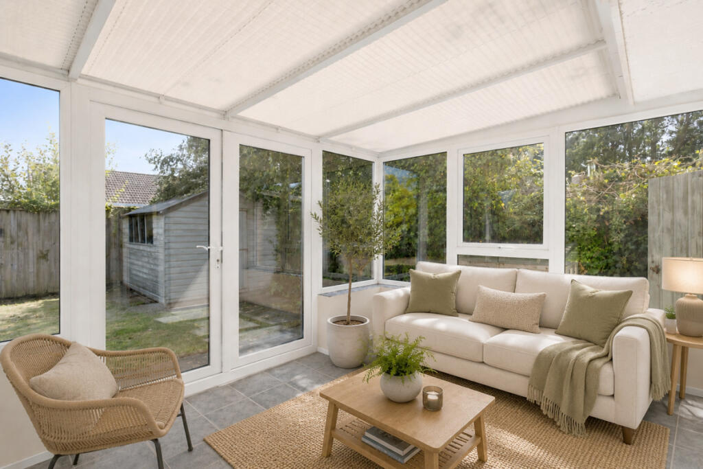 House in New Forest, Fox Pond, Lymington and Pennington - View 3