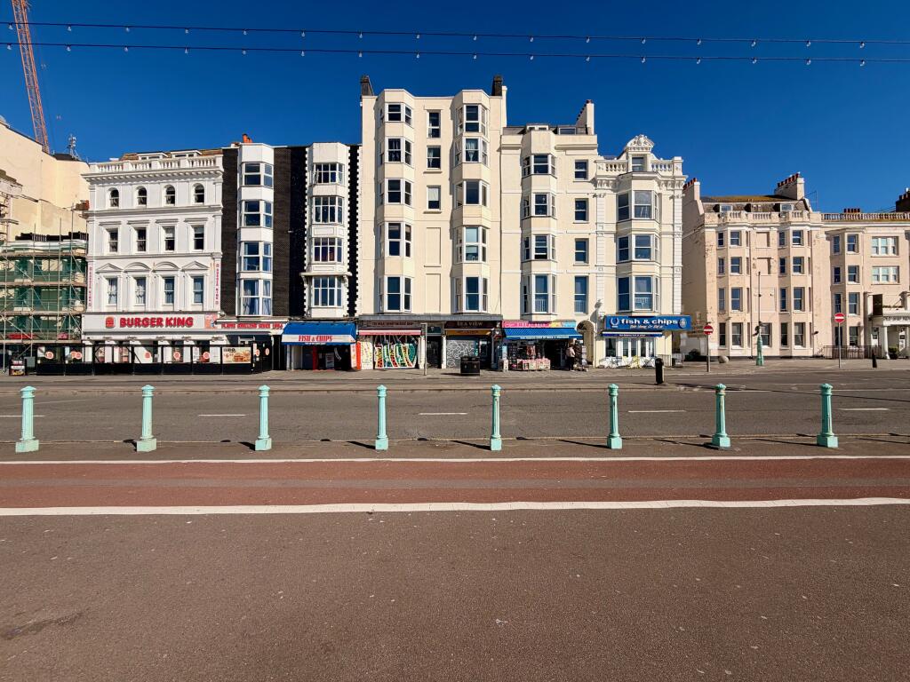 Main image of property: Kings Road, Brighton, BN1 1NA
