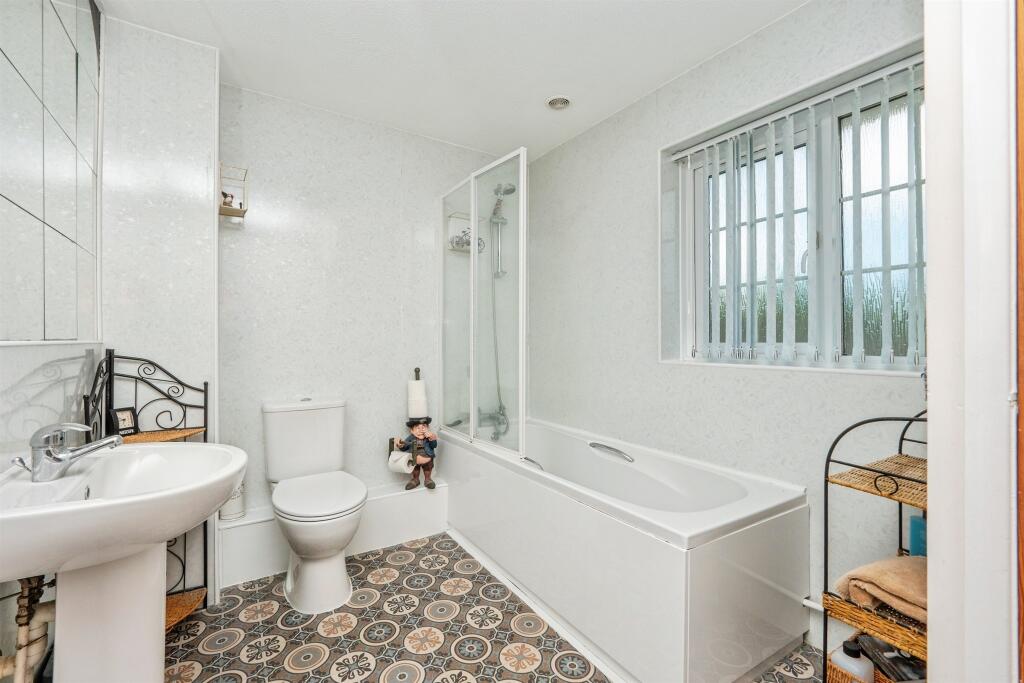 House in Dorchester - View 5