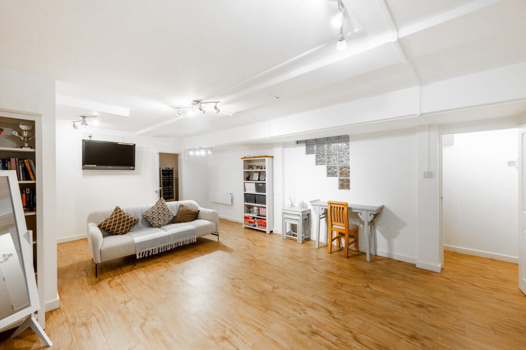 Additional image 21 of Longacres, Park Drive, Little Aston, Sutton Coldfield, B74 3AW