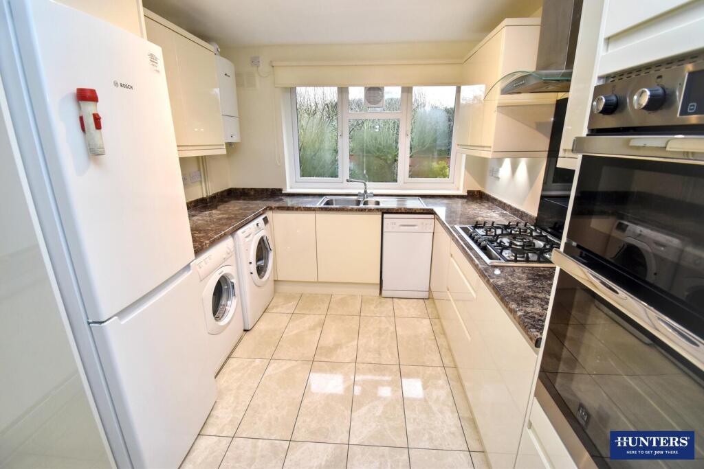 Beaufort Close, Oadby, Leicester photo 3