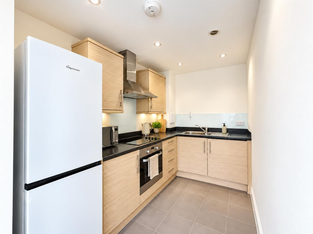 Apartment in London - View 5