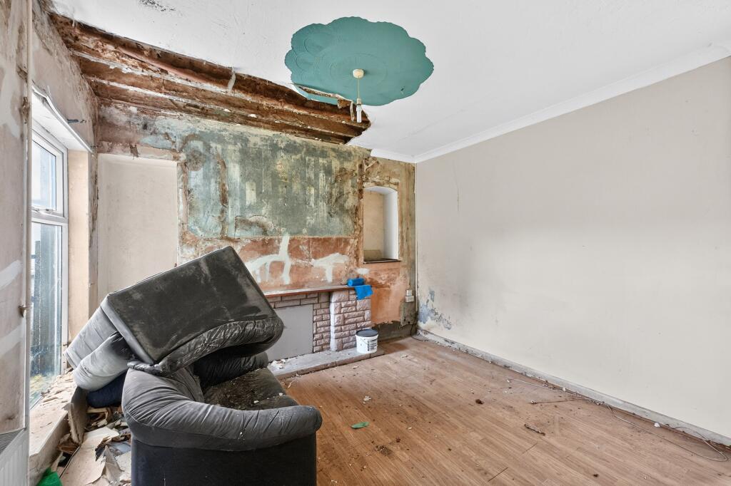 House in Swansea - View 5