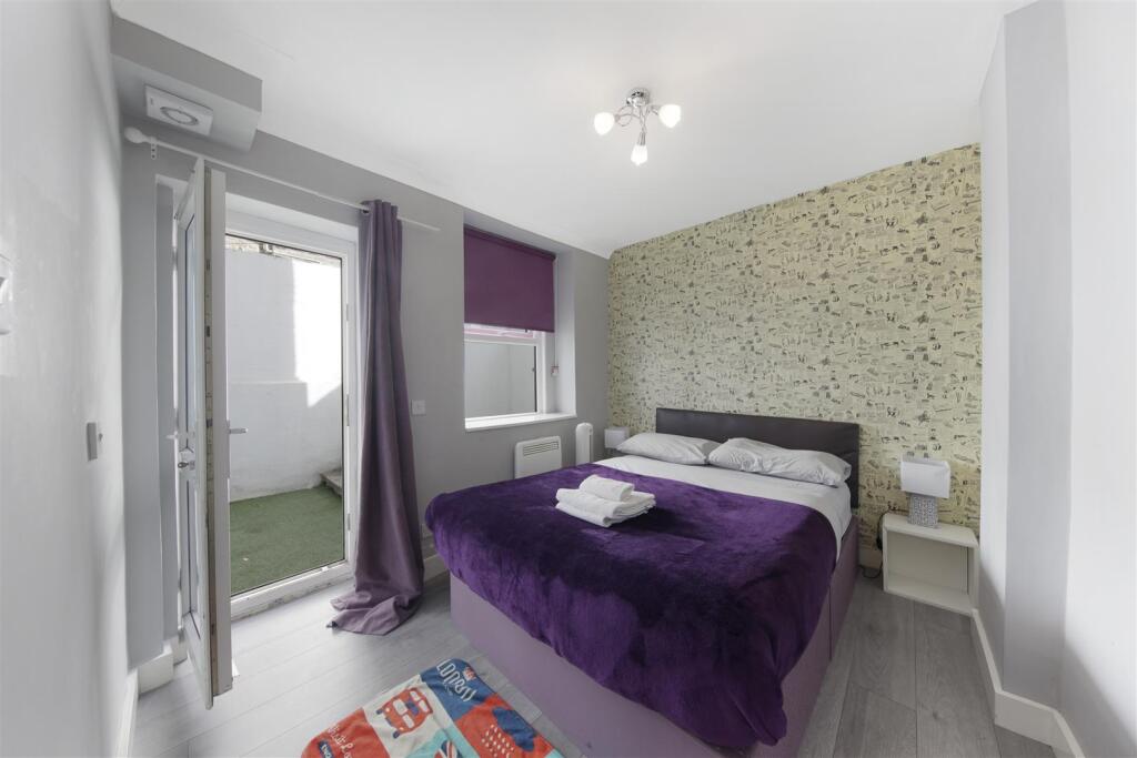 Apartment in London, Kensal Town, Maida Hill - More