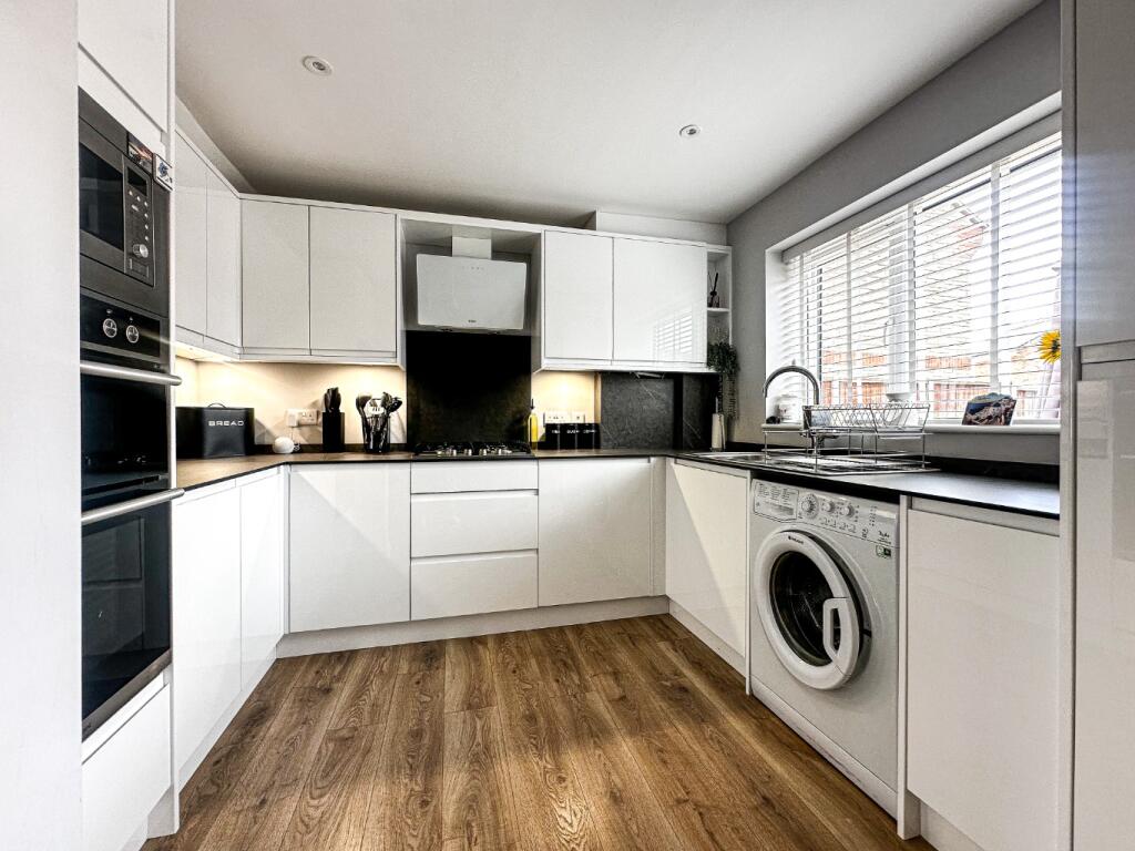 House in Taunton - View 3