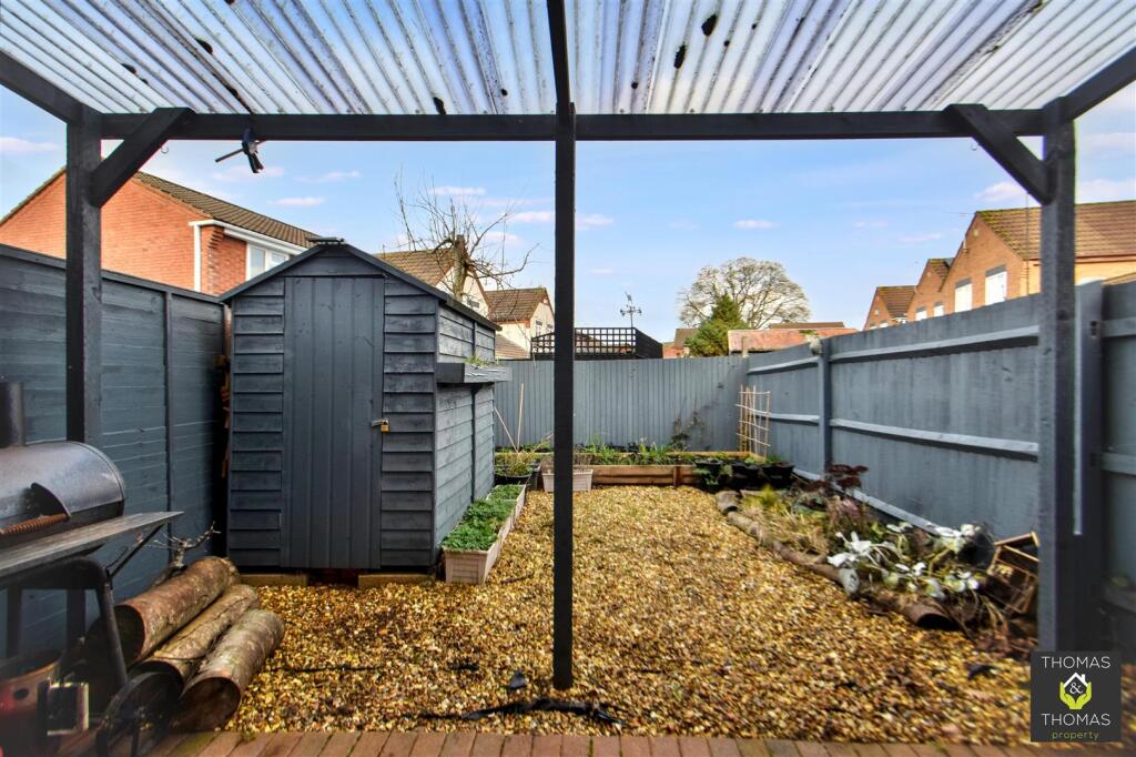 Redding Close, Quedgeley, Gloucester photo 4