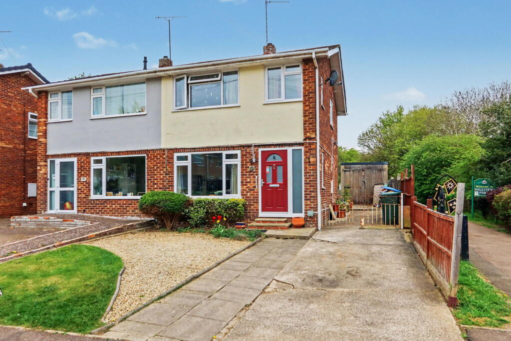 Main image of property: Nuffield Drive, Banbury OX16 1BX