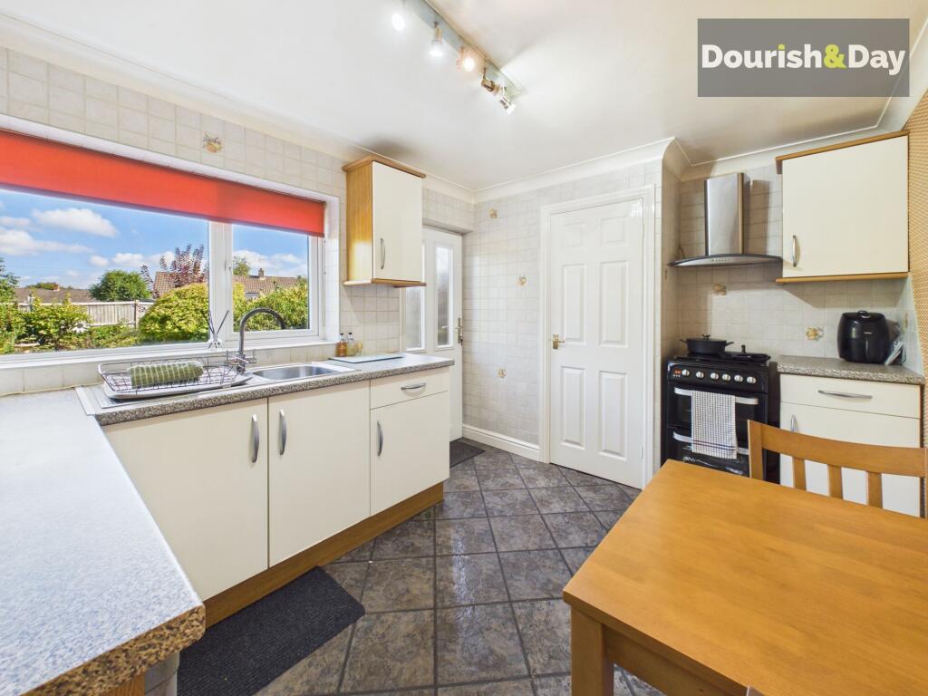 House in Stoke-on-Trent - View 3