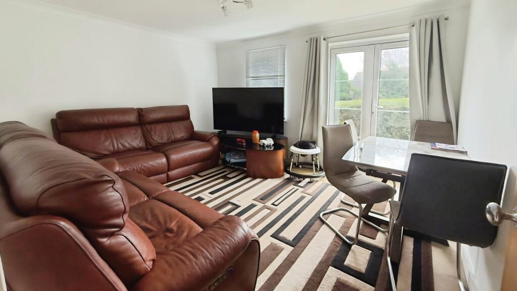 Apartment in Cardiff - View 2