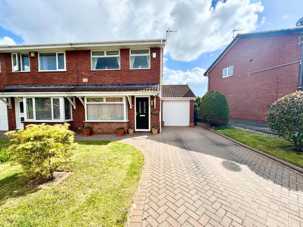 Main image of property: Fox Close, Ingleby Barwick, Stockton-On-Tees