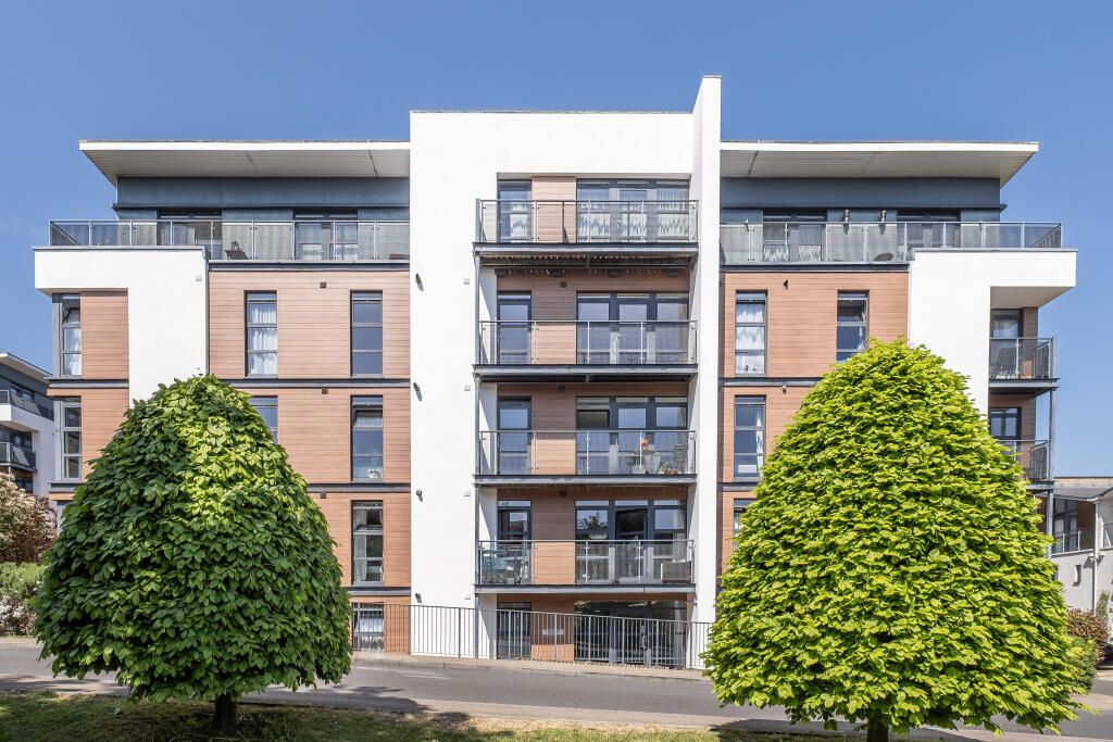 Main image of property: Scott Avenue, London, SW15