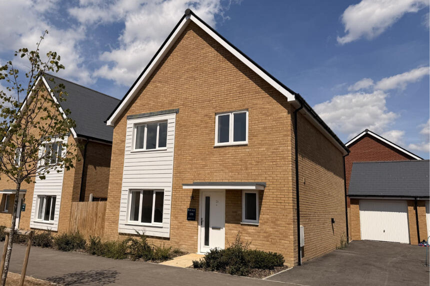 Main image of property: The Gateway,
1 Foxglove Avenue,
Bexhill,
East Sussex,
TN402GA