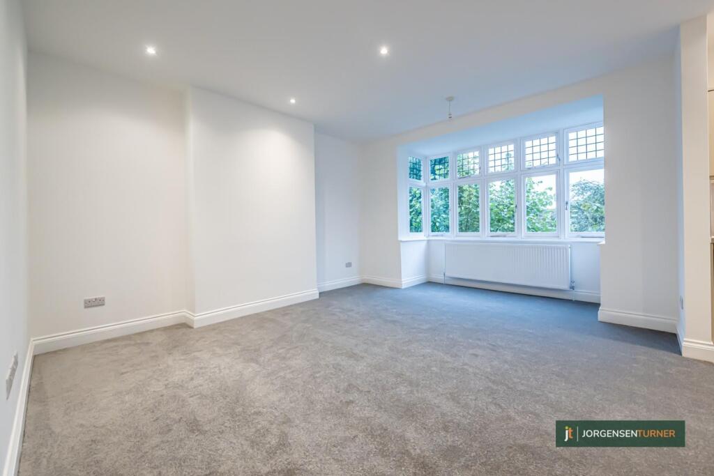 House in London - View 3