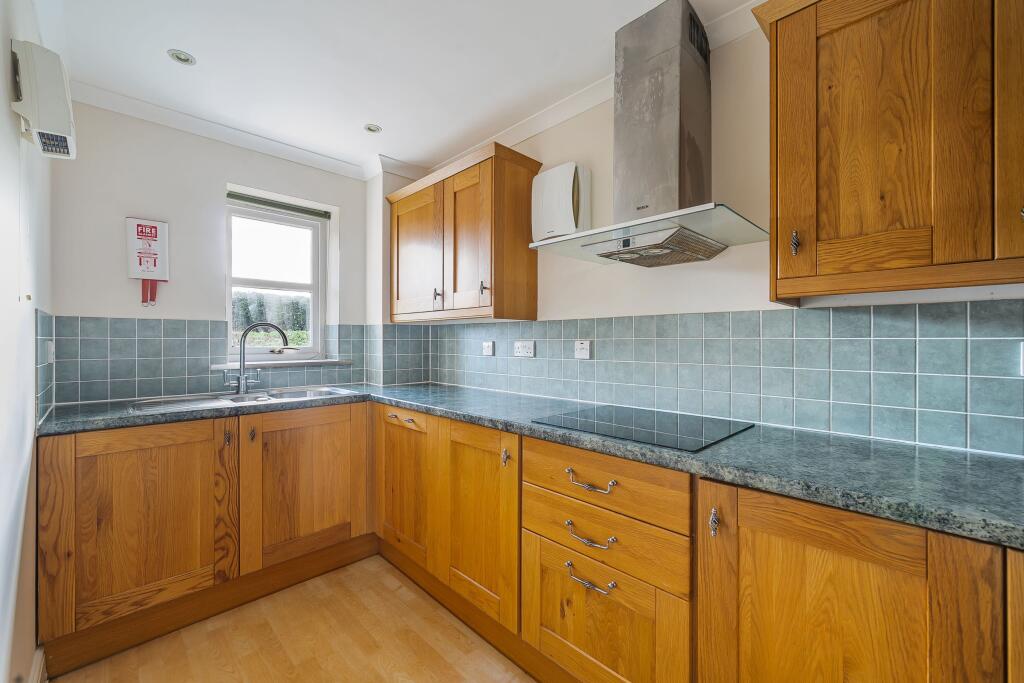 Turnaware House, Roseland Parc, Truro, TR2 photo 3