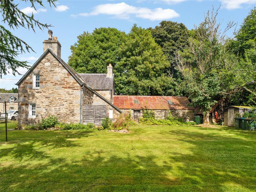 House in Ballinluig, Perth and Kinross - View 4