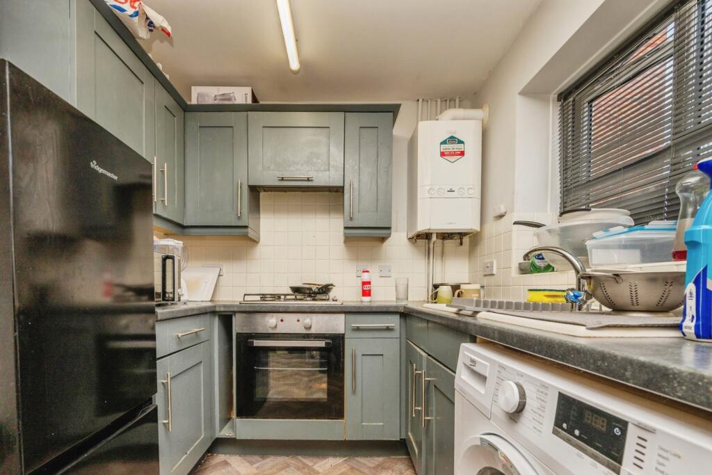 House in Dudley - View 2
