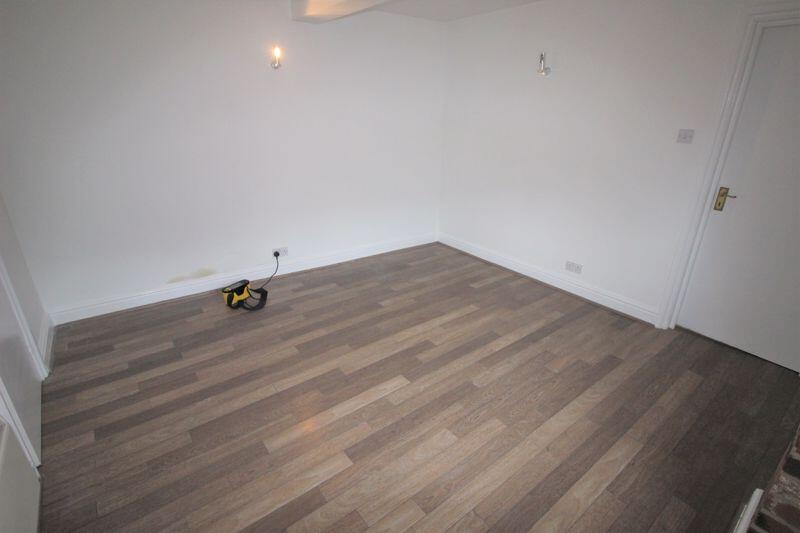 Apartment in Swindon - View 2