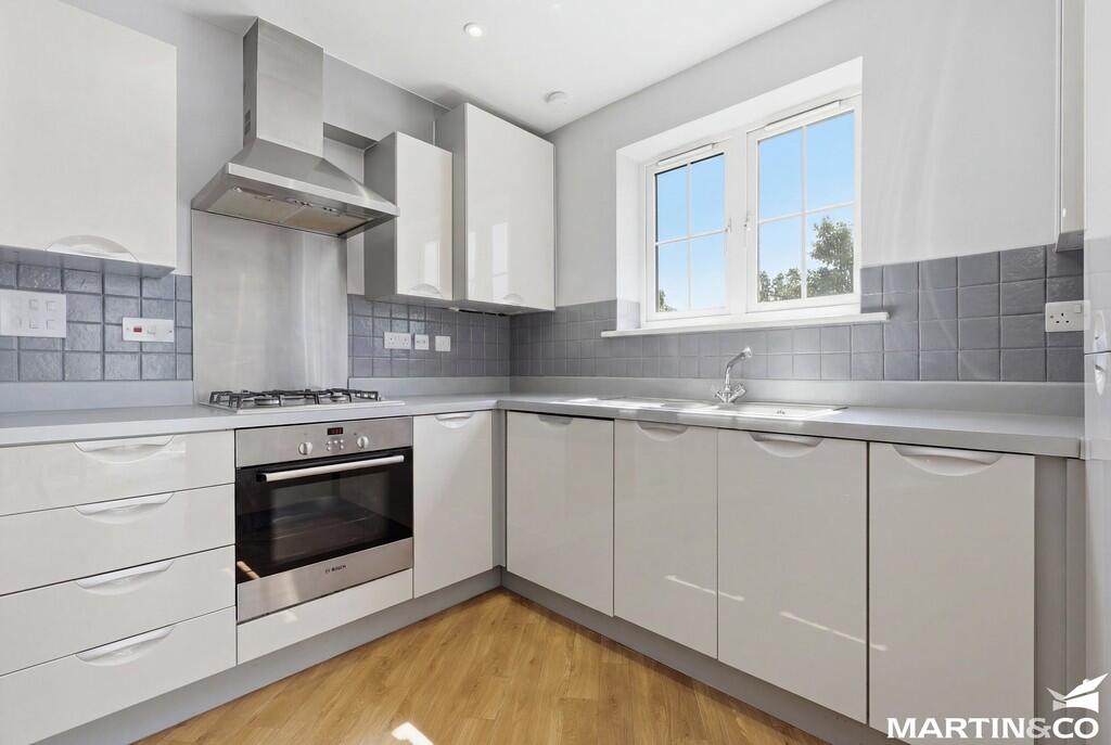 Lambourne Chase, Chelmsford - View 6