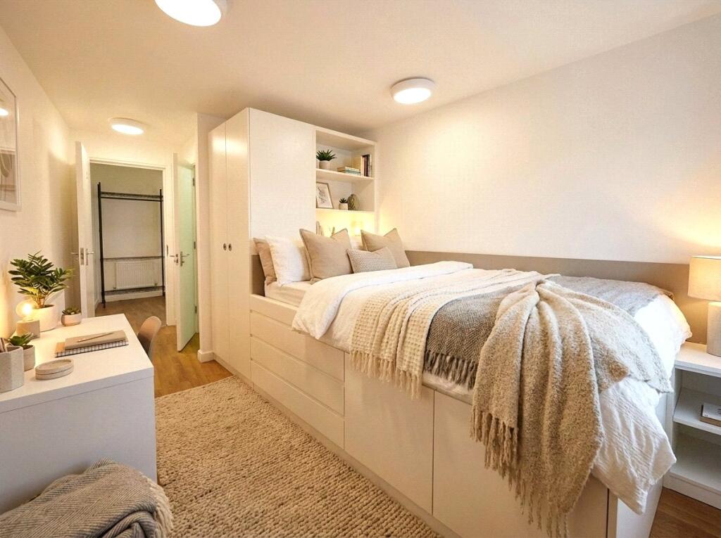 Main image of property: Pipe Lane Apartments, Pipe Lane, Bristol, BS1