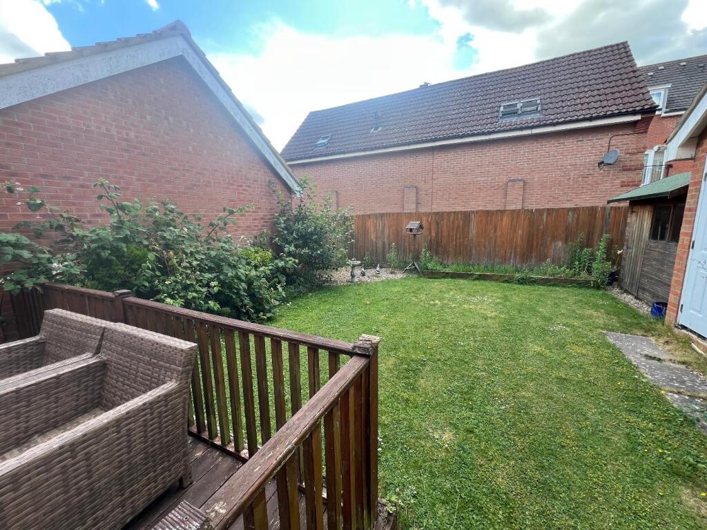 House in Desborough, North Northamptonshire - View 4