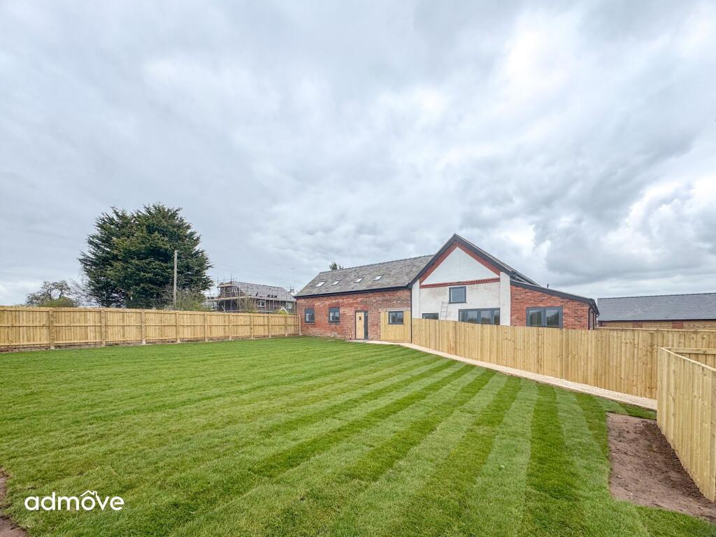 Main image of property: Little Clover Barns, Northwich Road, WA4