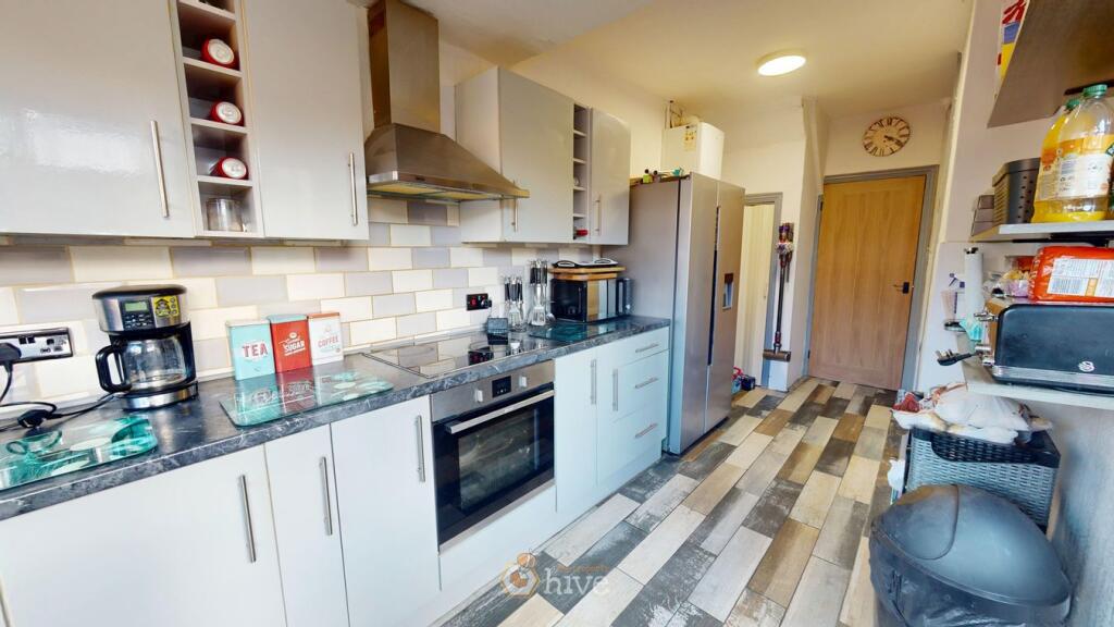 Finch Road, Balby, Doncaster, DN4 photo 2