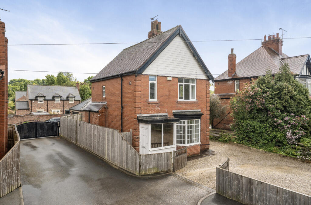 Main image of property: Park Lane, Pontefract, West Yorkshire, UK, WF8