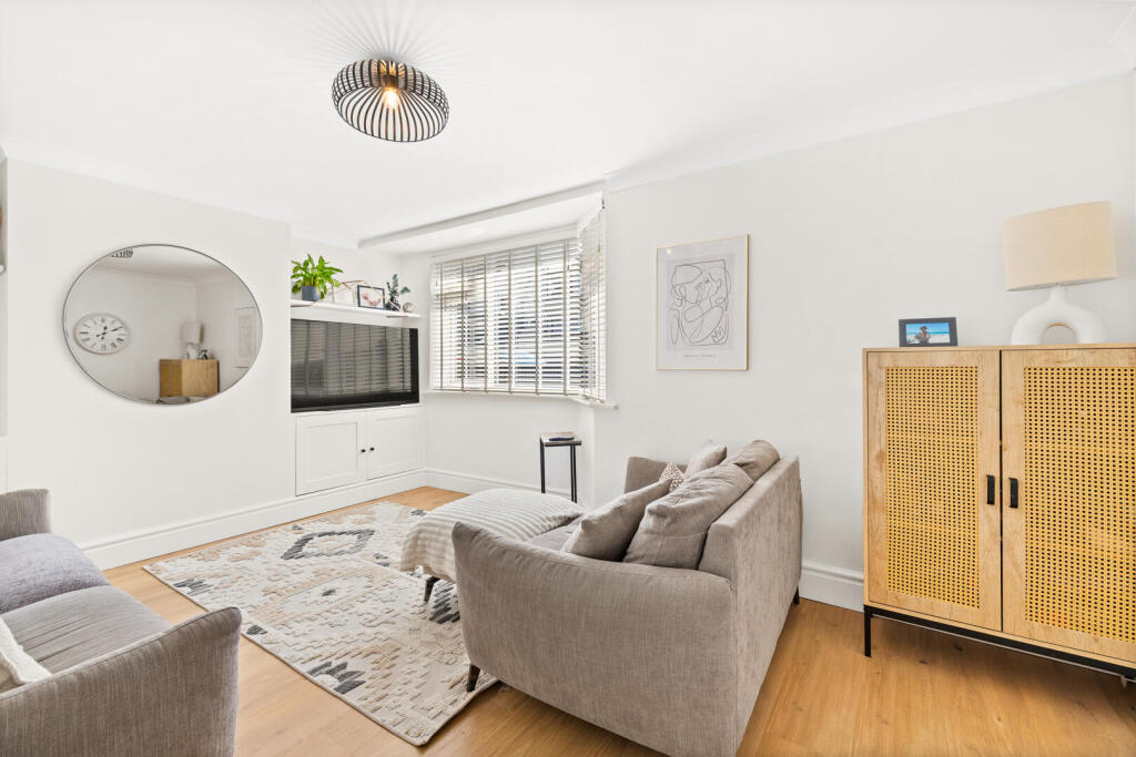 House in Brighton, Mile Oak - View 3