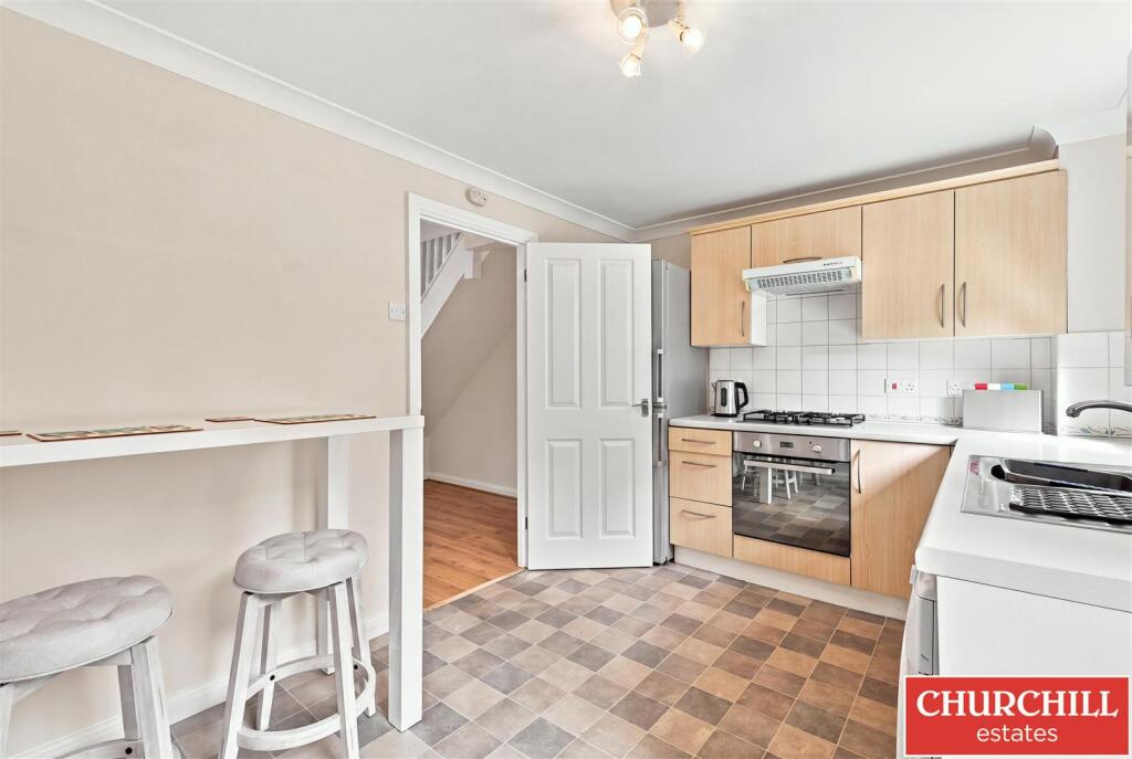 House in London - View 5