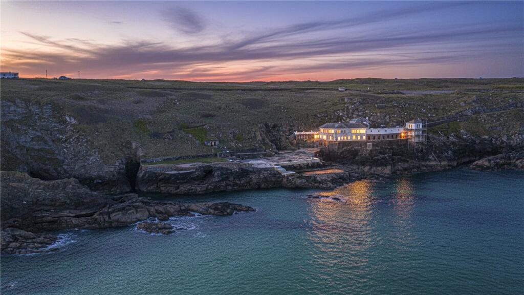 Main image of property: Esplanade Road, Newquay, Cornwall, TR7