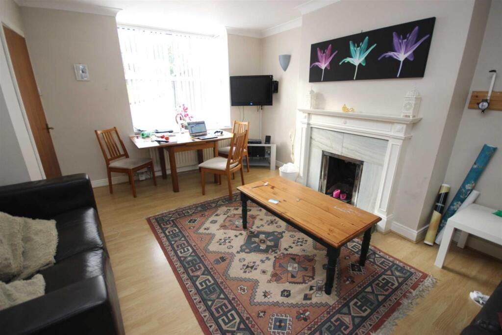 6 Millbank Court, Durham - View 2