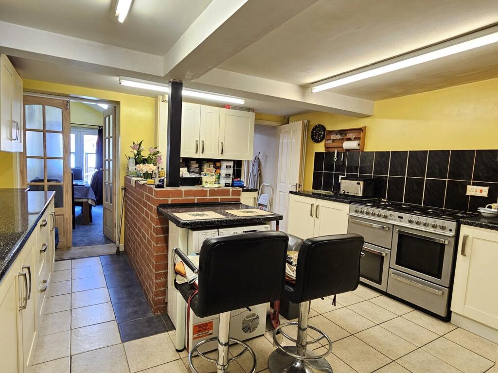 Additional image 3 of Benedict Street, Glastonbury, BA6
