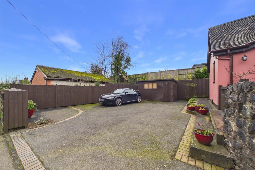 Draycott Road, Tean, Stoke-On-Trent photo 3