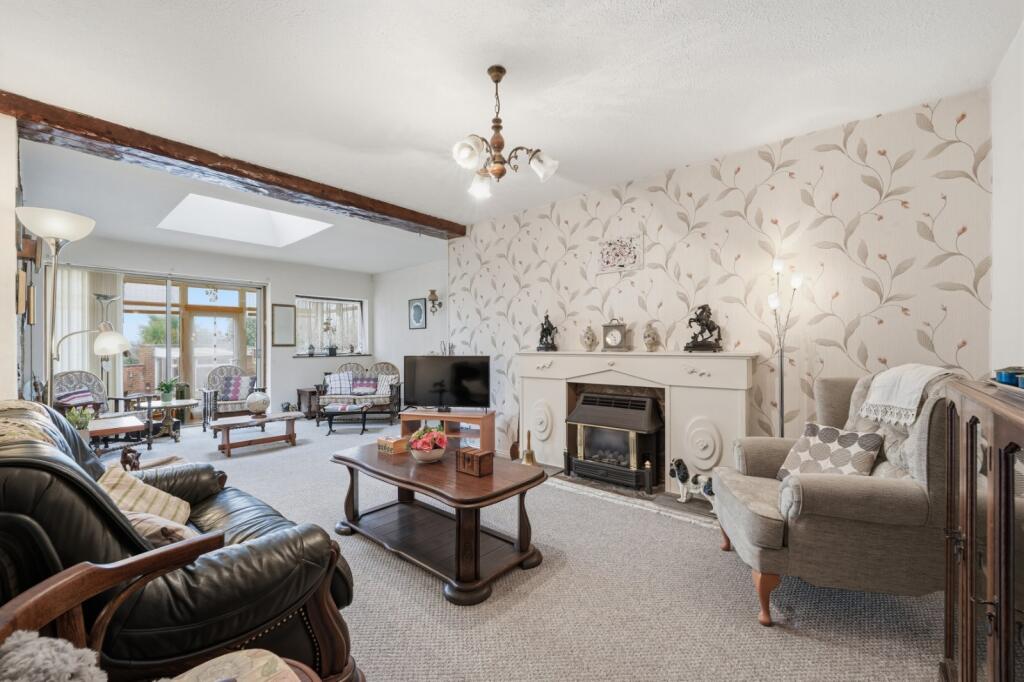 House in Rushcliffe, Compton Acres - View 5