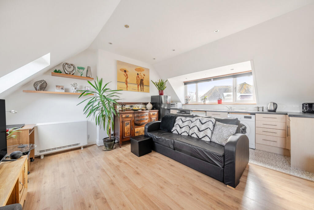 Main image of property: Old Woking Road, West Byfleet, KT14