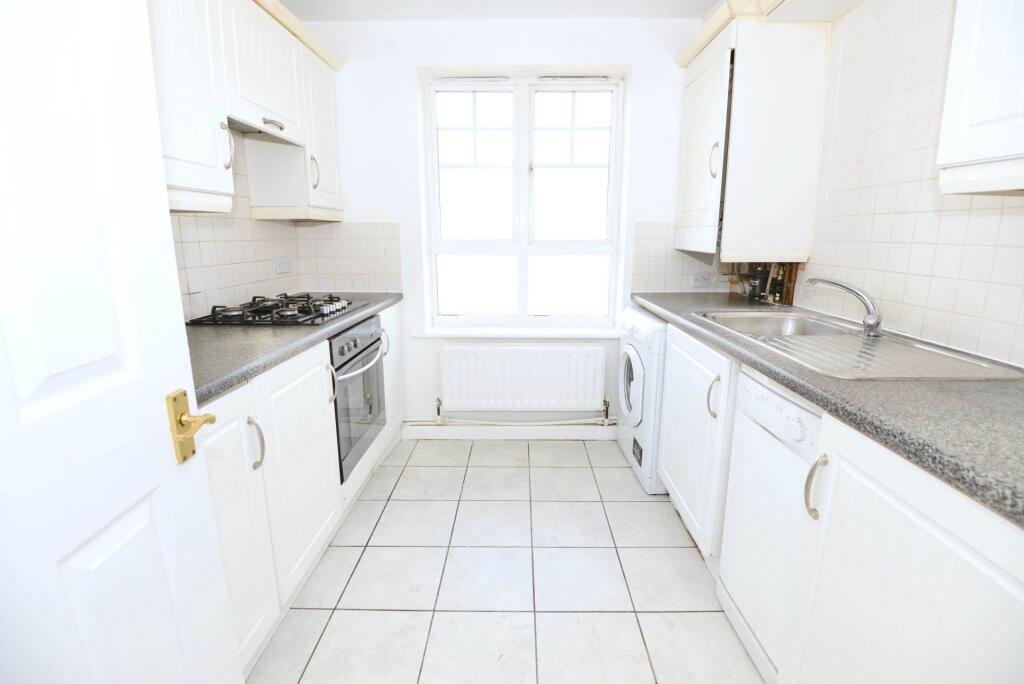 Apartment in London - View 4