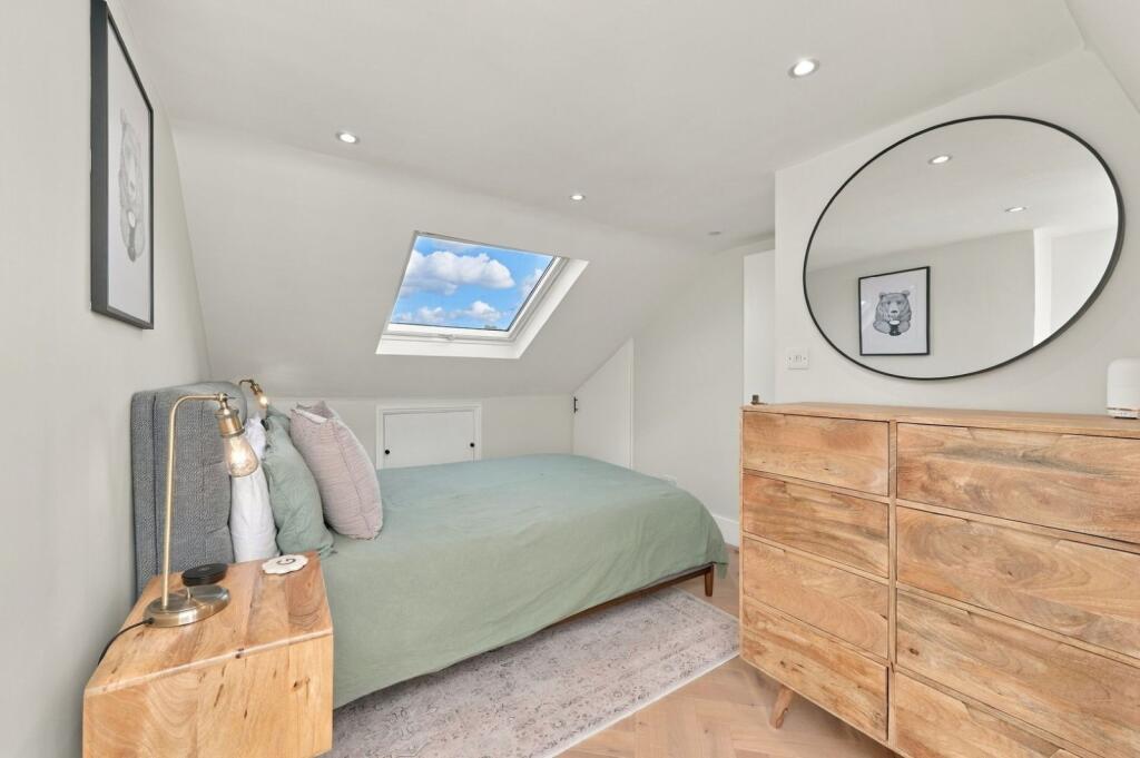 Apartment in London, Earlsfield - View 5