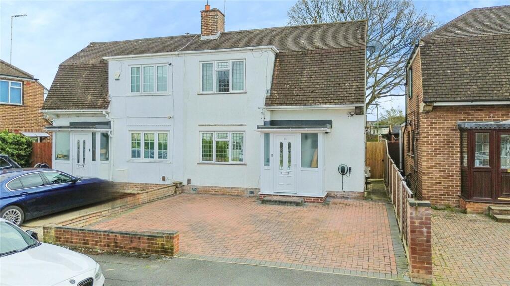 Main image of property: Heatherden Close, Reading, Berkshire, RG2