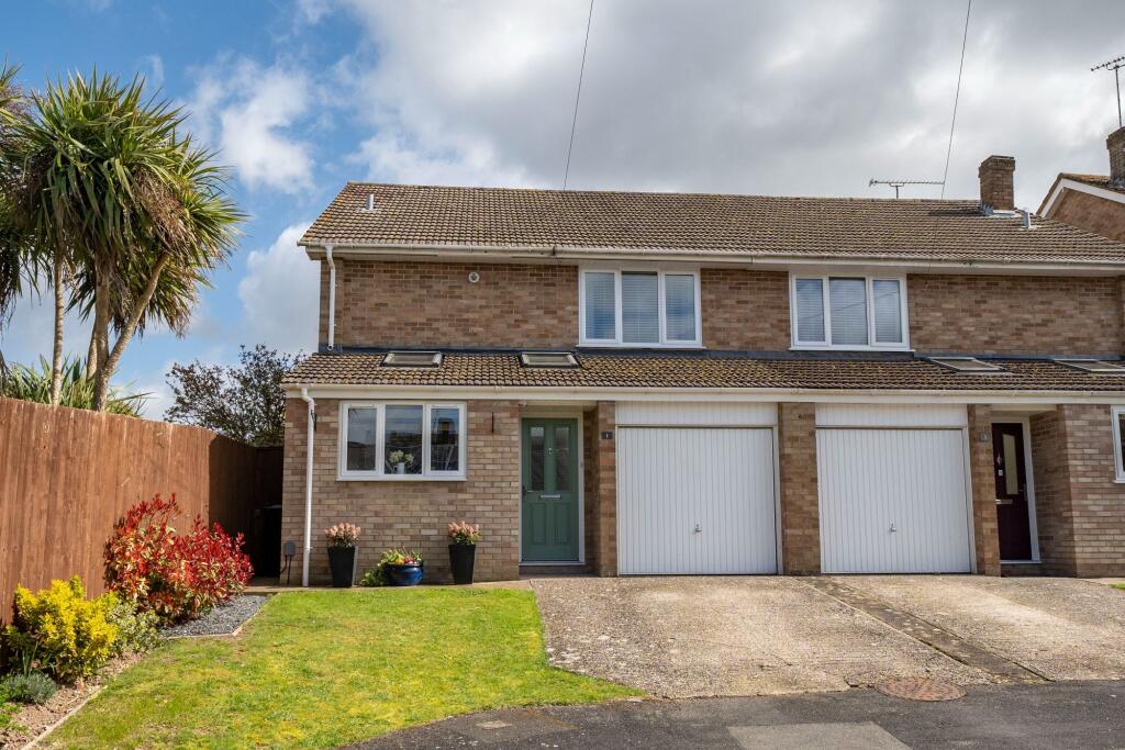 3-bed house on Mornington Close, Andover, SP10, £399,950
